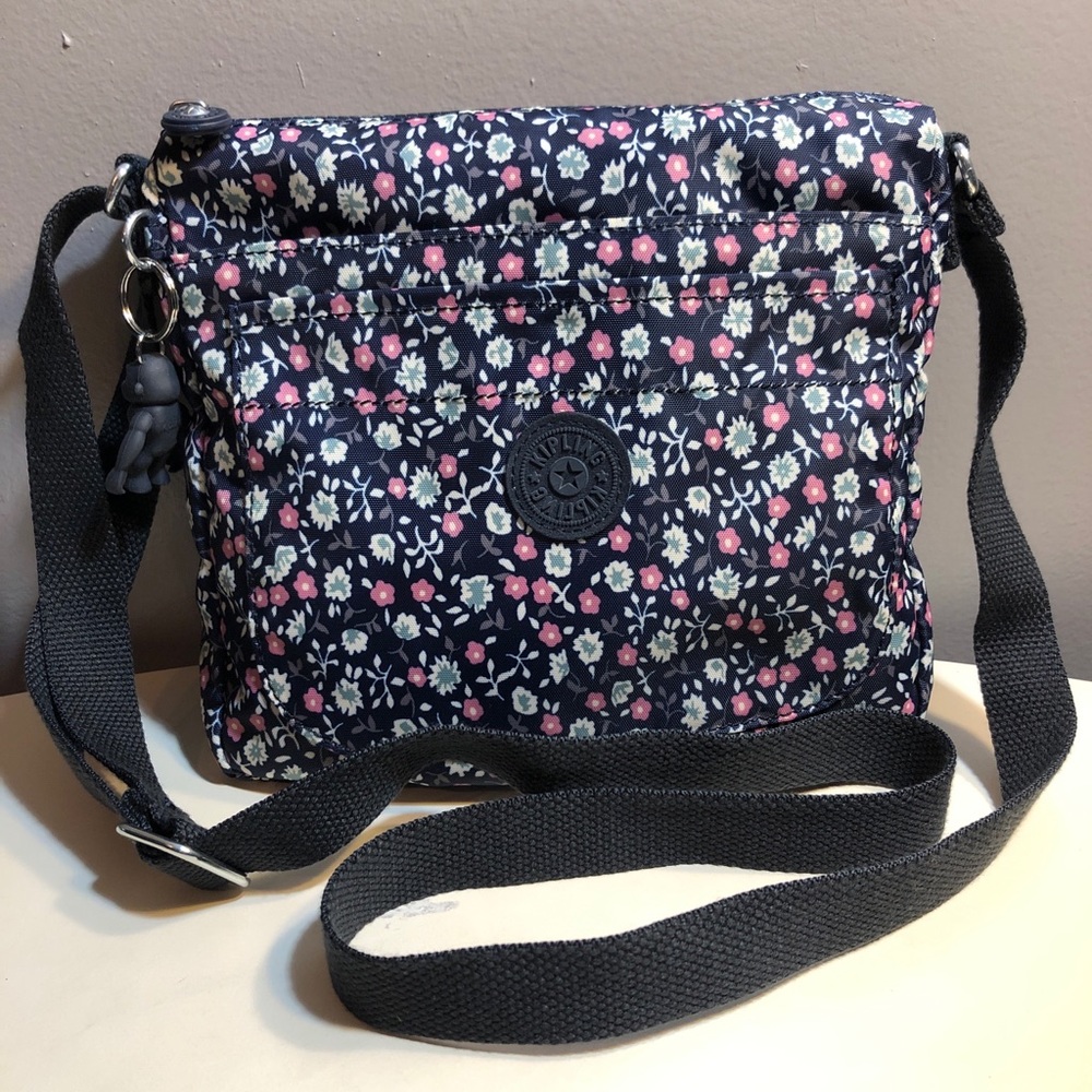 New Kipling blue floral crinkled nylon crossbody